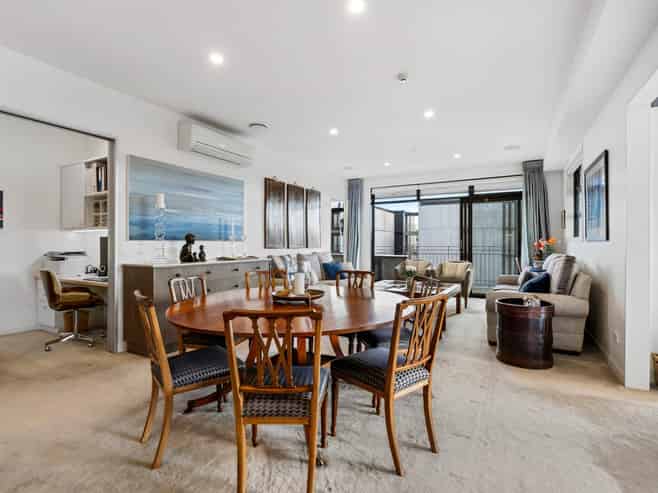 304/2 Bluegrey Avenue, Stonefields