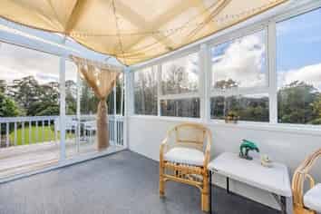 1/57 Unsworth Drive, Unsworth Heights