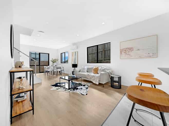 6B Dalwhinnie Parade, Highland Park