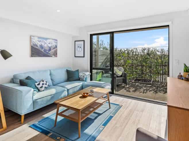 8/35 Garadice Road, Rothesay Bay