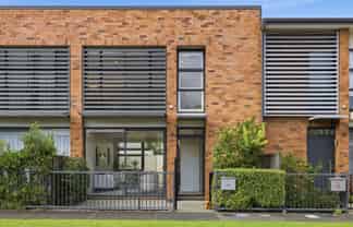4A Wynne Gray Avenue, Stonefields