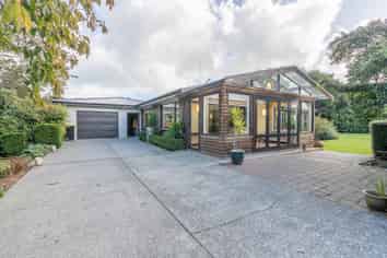 2265 Riverton Wallacetown Highway, Riverton