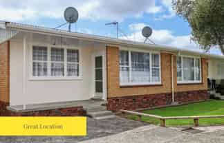 3/5 Fulton Crescent, Otara