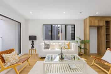 10/6 Woodhouse Place, West Harbour