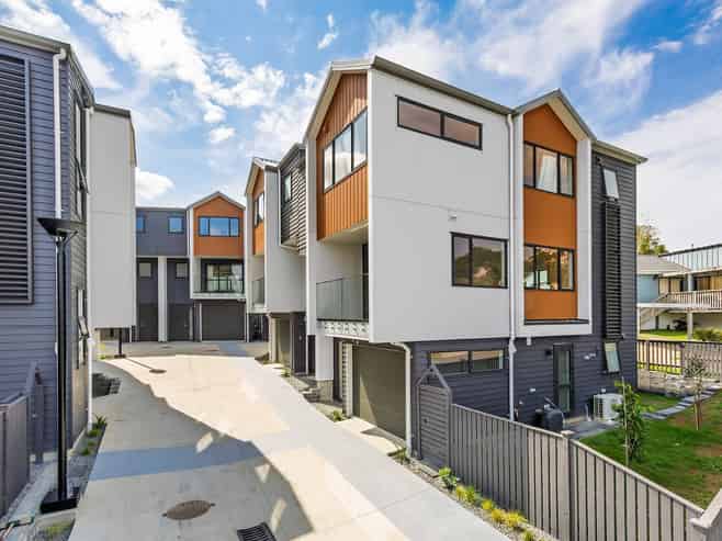 10/6 Woodhouse Place, West Harbour