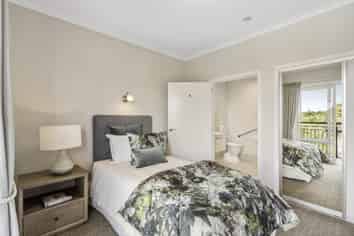 11 Commodore Drive, Lynfield
