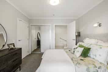 11 Commodore Drive, Lynfield
