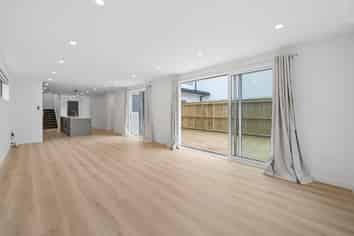 2/5 Tawa Terrace , Tawa