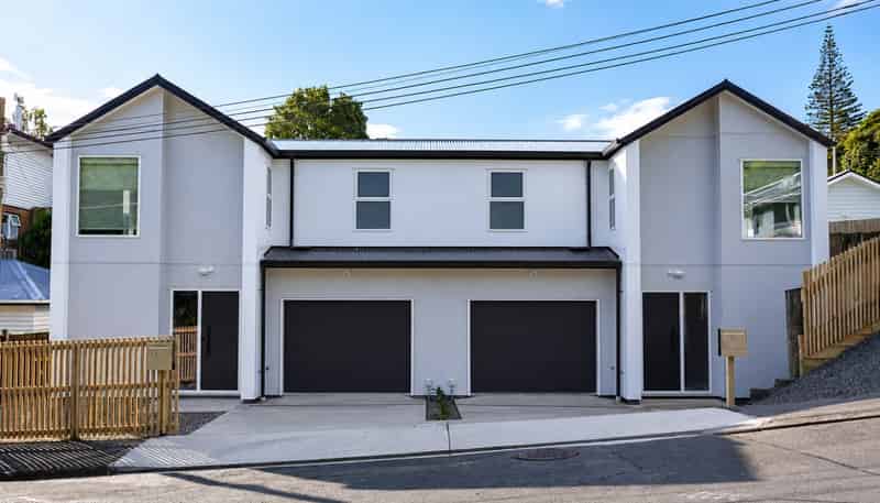 2/5 Tawa Terrace , Tawa
