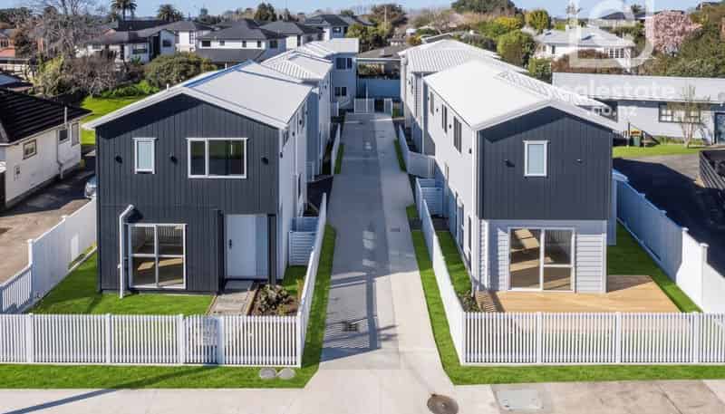 Lot 2&5 20 Franklin Avenue, Papatoetoe