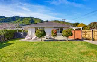 8 Hemi Street, Waikanae