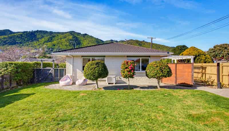 8 Hemi Street, Waikanae