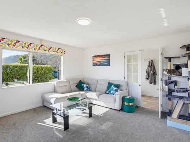 8 Hemi Street, Waikanae