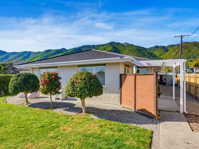8 Hemi Street, Waikanae