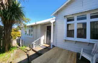 2/28 Ribble Street, Island Bay