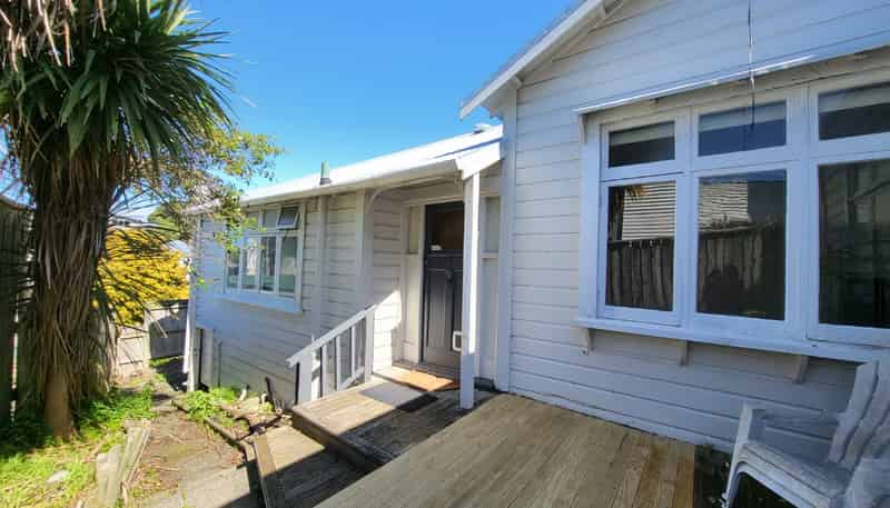 2/28 Ribble Street, Island Bay