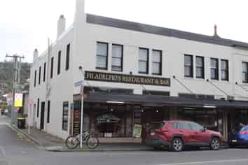 2 Gladstone Road, North East Valley