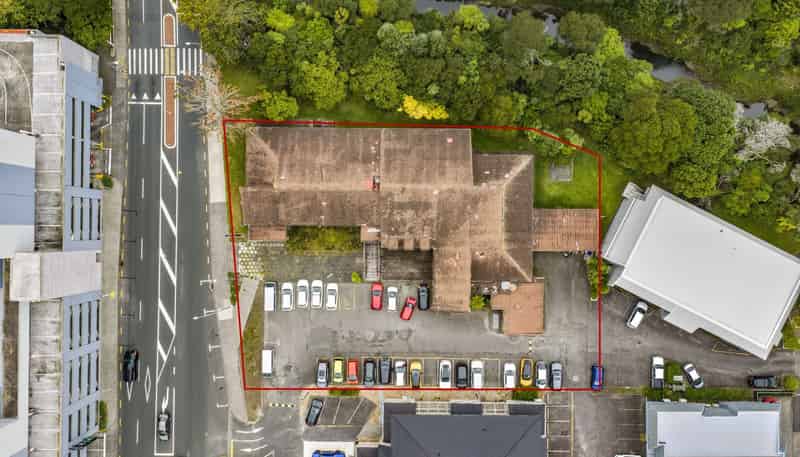 15 Edsel Street, Henderson