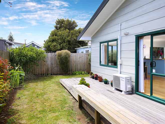 2/27 Hillside Road, Mount Wellington