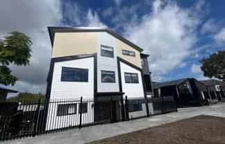 18/21 Eastview Road, Glen Innes