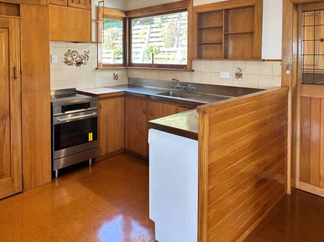40 Saint Andrews Hill Road, Mount Pleasant
