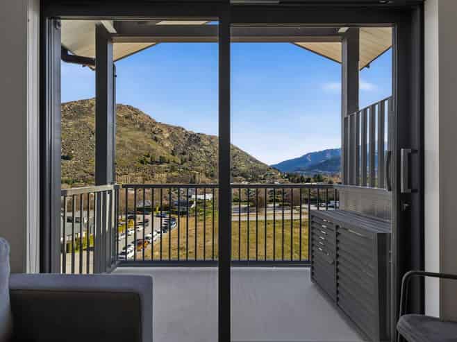 612/10 Copper Beech Avenue, Frankton