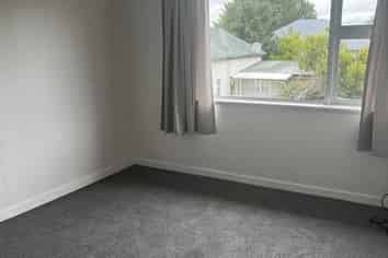 B/8 Swan Street, Gore
