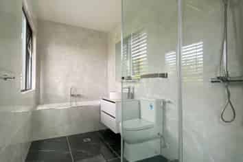 73E New Windsor Road, New Windsor