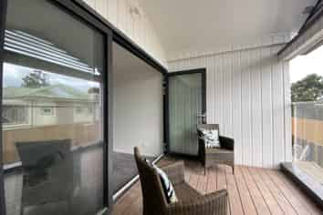 73E New Windsor Road, New Windsor