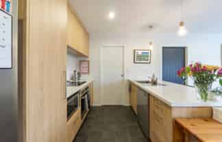 1/17 Greta Street, Glenview