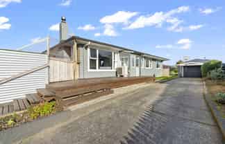 37 Kinmont Crescent, Newfield