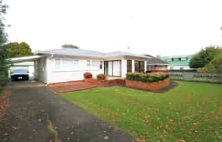 16 Fairleigh Ave, Mount Albert