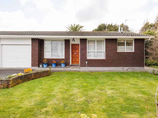 27C Hammond Street, Marton