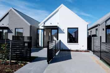 33/160 Mazengarb Rd, Paraparaumu