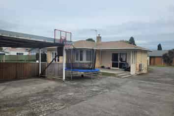 15 Garnett Avenue, Forest Lake