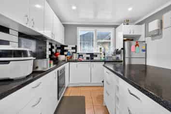 377 George Street, Stokes Valley