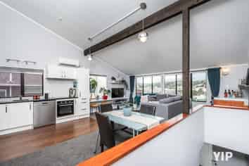 14D Phillip Street, Johnsonville