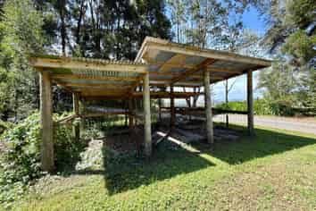 4213 SH23, Raglan