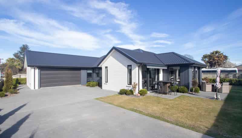 71 Racecourse Road, Allenton