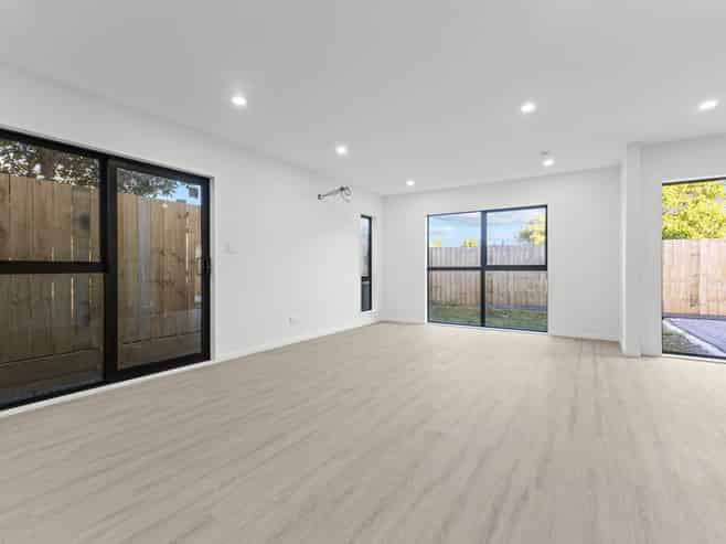 Lot 1 & 2/20 Beaumonts Way, Manurewa