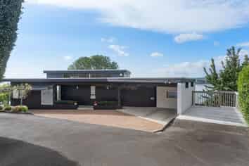 109C Pah Road, Cockle Bay