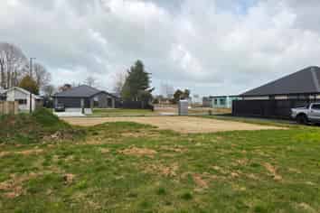 12a Hauhake Terrace, Leamington