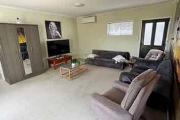 77b Eversham Road, Mount Maunganui