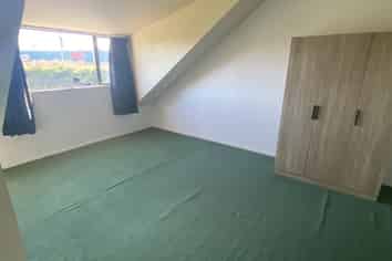 20/1 Melview Place, New Lynn