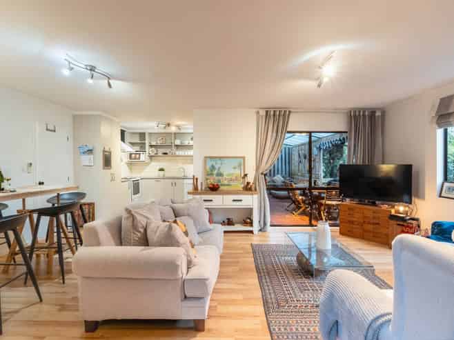 34A Lyttelton Avenue, Forrest Hill