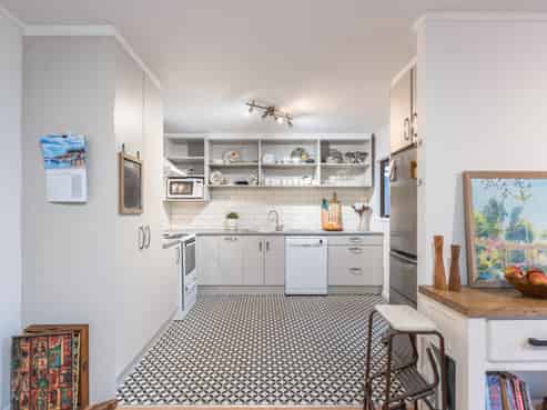 34A Lyttelton Avenue, Forrest Hill