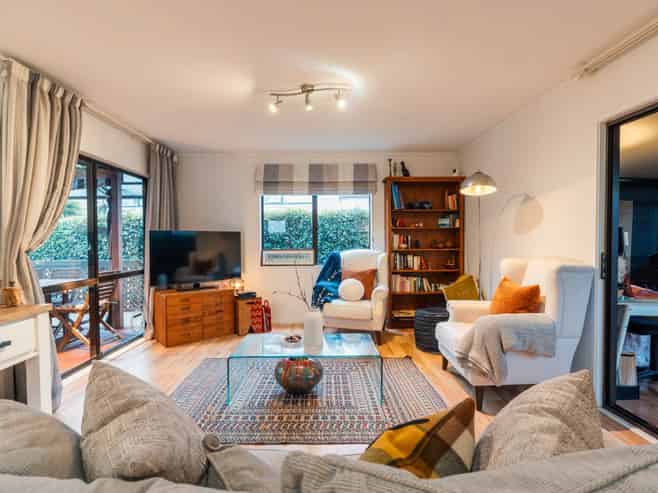 34A Lyttelton Avenue, Forrest Hill