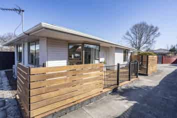 1/450A Harewood Road, Harewood