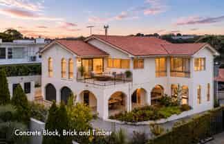 18 Folkestone Street, Murrays Bay