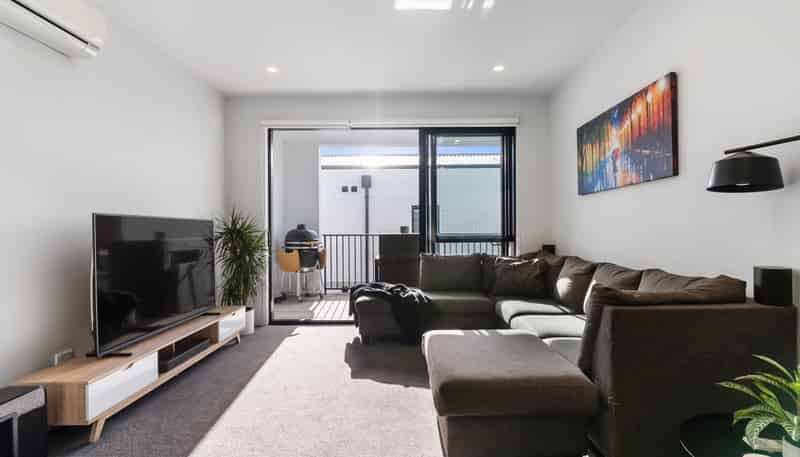 206/81 Mapou Road, Hobsonville